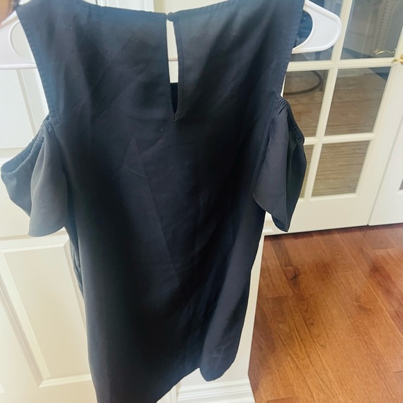 Elegant Express size small Black Off-Shoulder Dress - Picture 6 of 6